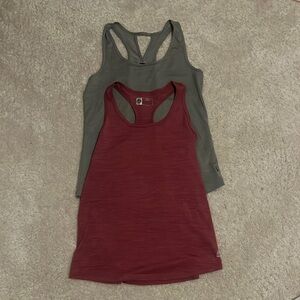 Athletic tank top